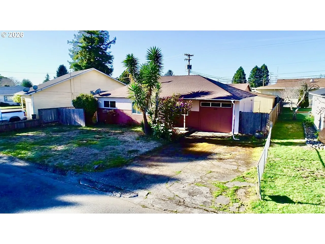 403 Linden Ln photo 1