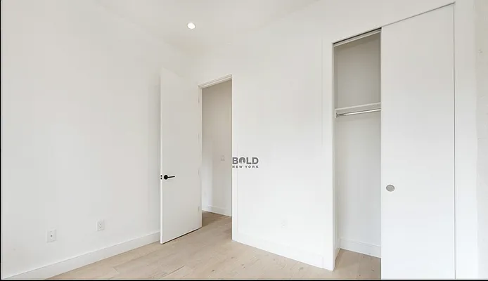 Rented by Bold New York | media 41