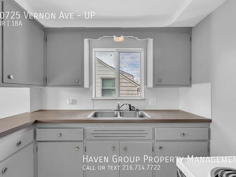 10725 Vernon Ave #UP — Photo 10