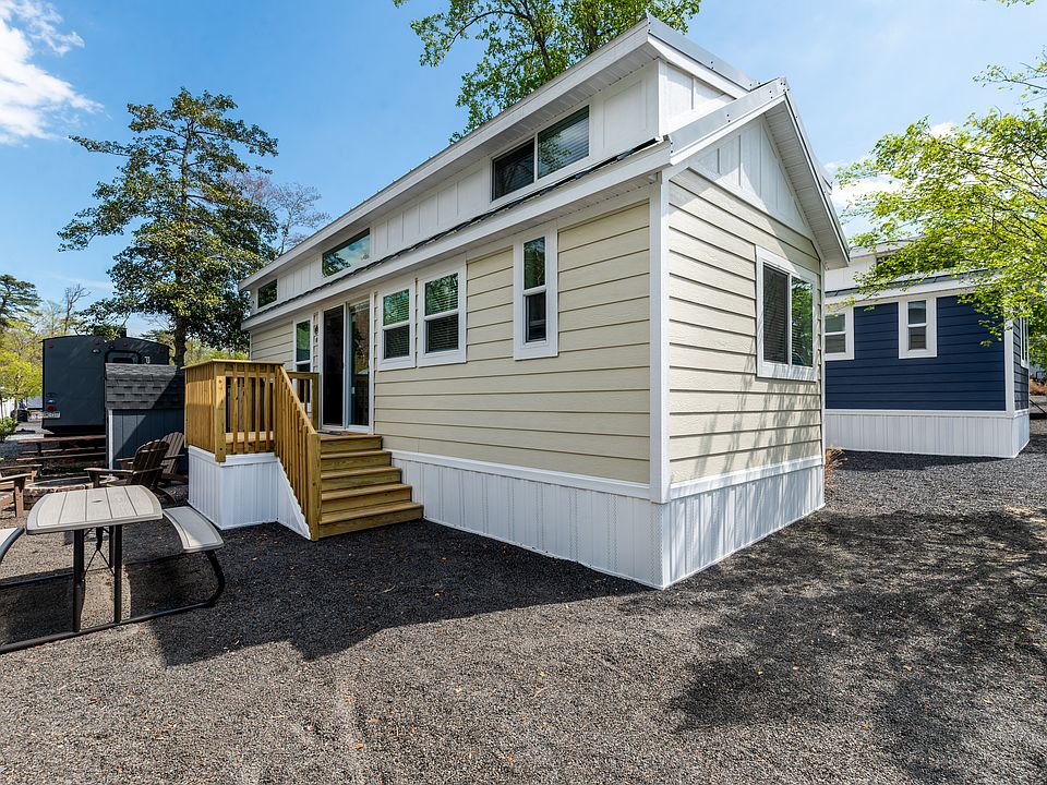 1st image of 116 Swainton Goshen Rd #31