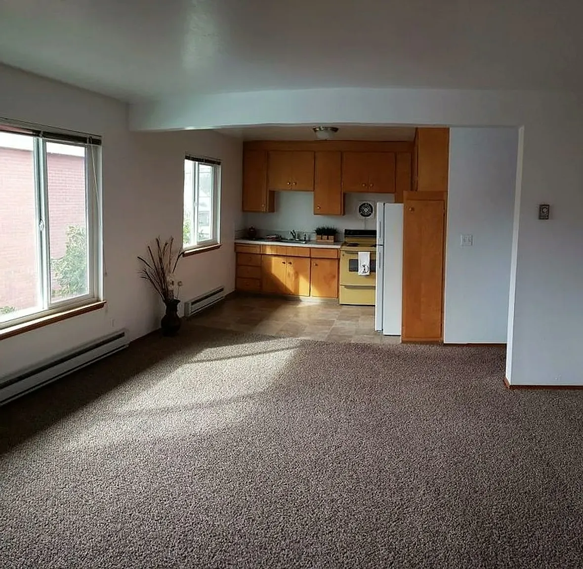 1280 W 15th Ave #18 photo 1