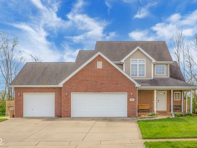 2093 Iroquois Trl, Columbus, IN, 47203