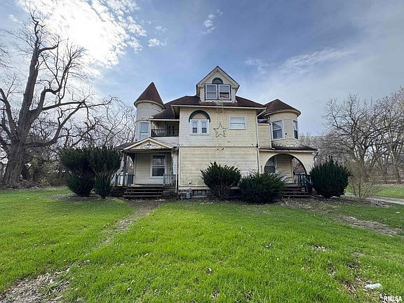 2nd image of 450 Monmouth Blvd