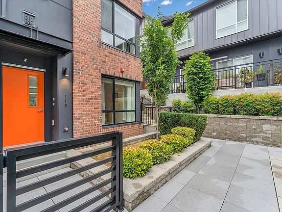 3rd image of 609 Sydney Ave #113