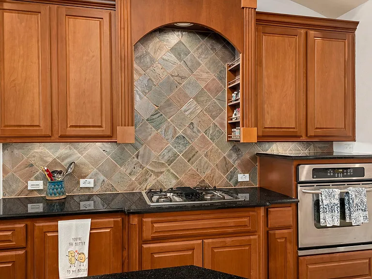 8407 Iron Tree Ln — Photo 12