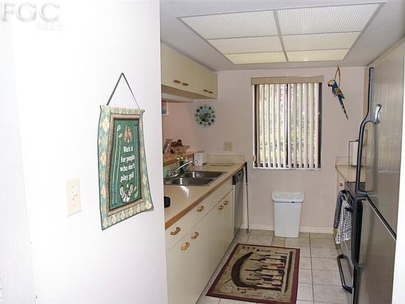 4th image of 15141 Highlands Dr