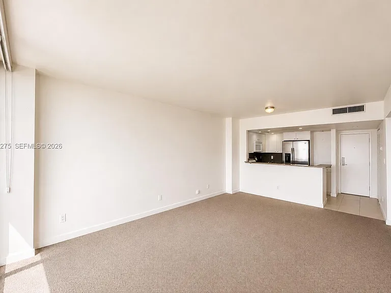 5600 Collins Ave #11L — Photo 4