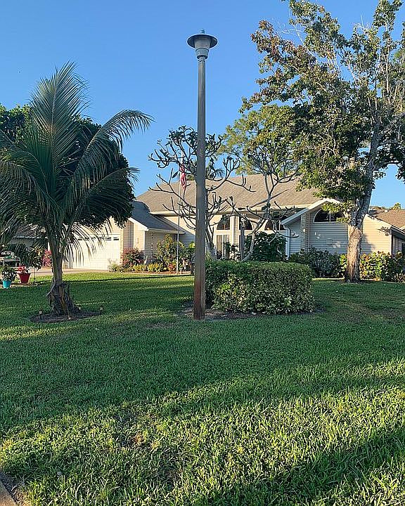 Best street in Kings Lake