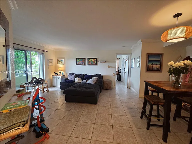 10795 SW 108th Ave #201 — Photo 1