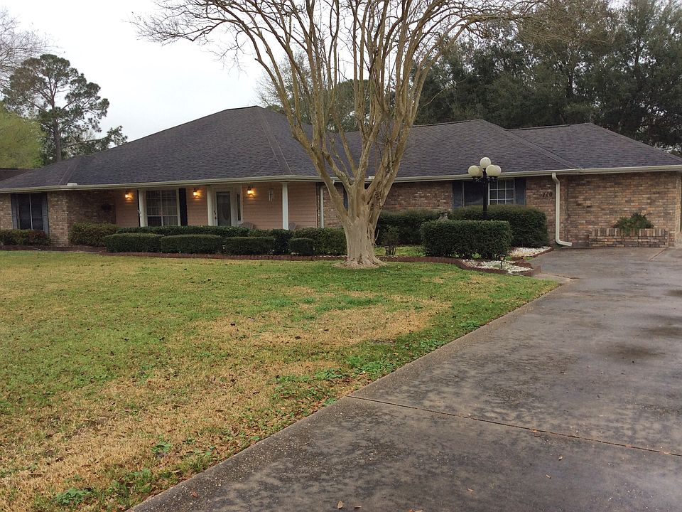 1st image of 710 University Dr