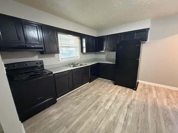 324 Rebel Rd #A, Nicholasville, KY 40356