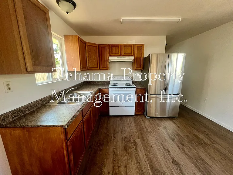 627 Santa Maria Ave — Photo 4