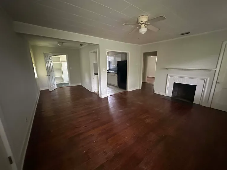 5209 Brentwood Ln — Photo 6