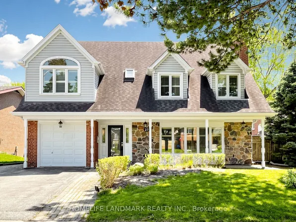 27 Quincy Cres, Toronto, ON M2J 1C5