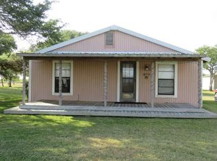 41 Jensen Point Dr, Palacios, TX 77465