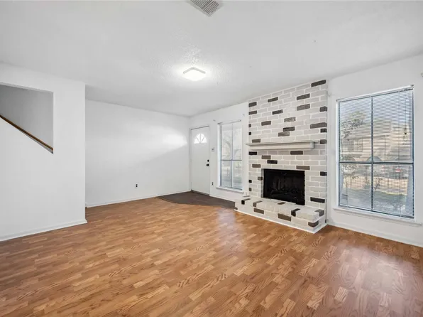 17814 Kings Park Ln, Houston, TX 77058