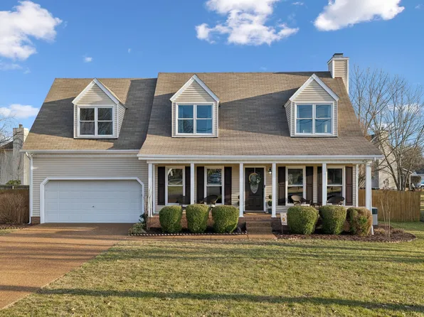 2830 Iroquois Dr, Thompsons Station, TN 37179