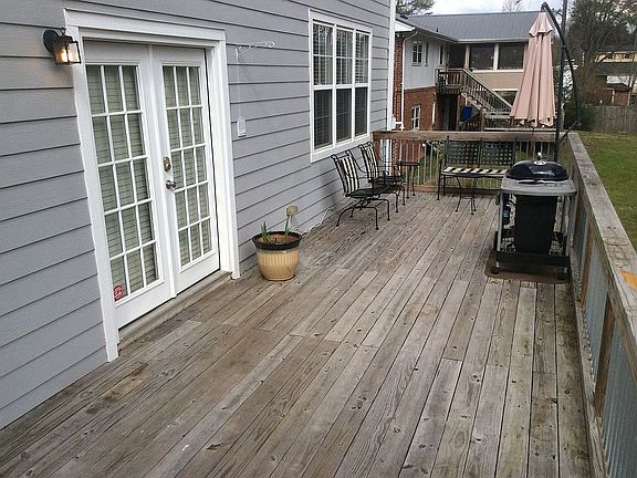 Upstairs Deck