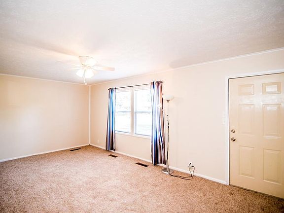 5th image of 456 Olivet Dr