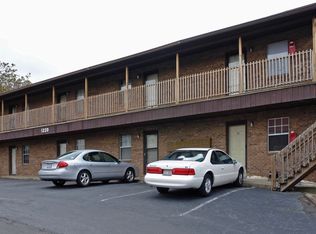 1220 W 1st St #D/A, Winston Salem, NC 27101