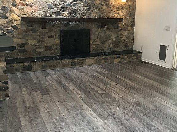5th image of 25 Oakwood Dr