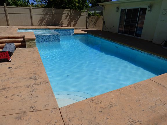4th image of 520 S Bel Aire Dr
