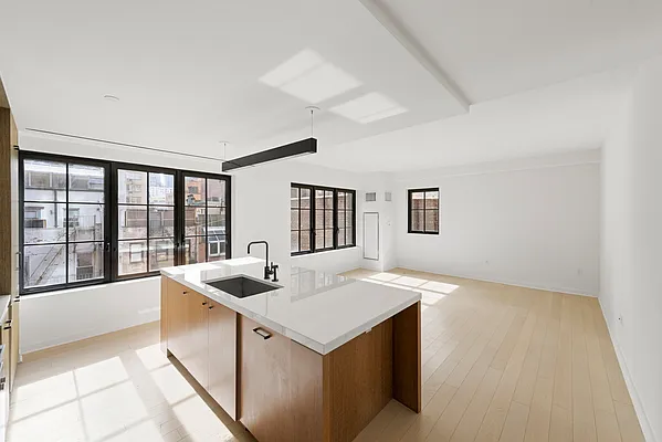 Rented by SERHANT. | media 25