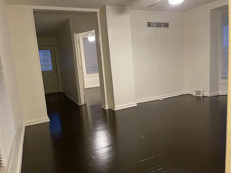 635 Orville Ave — Photo 15