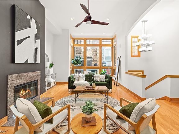 5th image of 2417 Derbyshire Ct