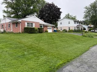 403 Kent Dr, Mechanicsburg, PA 17055