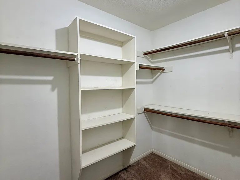 2160 Wildflower Dr — Photo 10