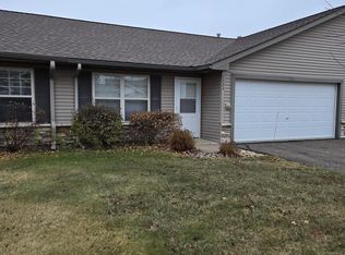 1523 Ponderosa Ln, New Richmond, WI 54017