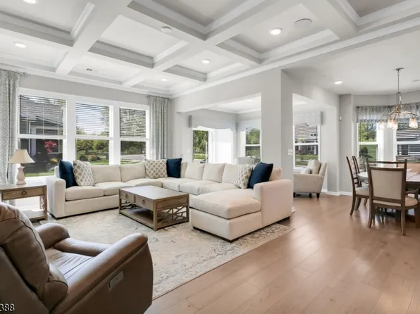 62 Doyle Dr, Florham Park Boro, NJ 07932