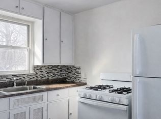 704 W 1st St #1/2, Waterloo, IA 50701