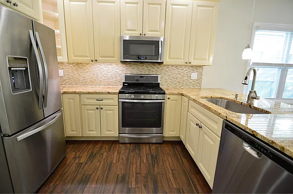 Rented by Corcoran | media 20