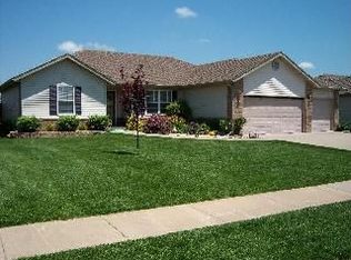 4899 W University St, Springfield, MO 65802