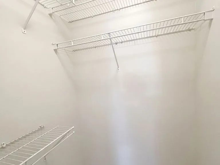 27 E Lane Dr — Photo 11