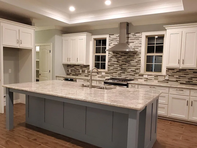 6460 Bell Pointe — Photo 2