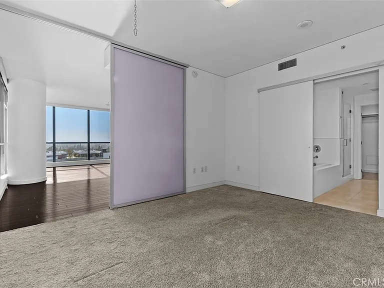 9 Macarthur Pl #N-1007 — Photo 22