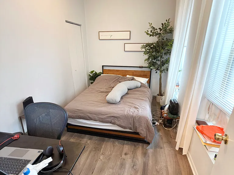 2724 W Chicago Ave #1 — Photo 7