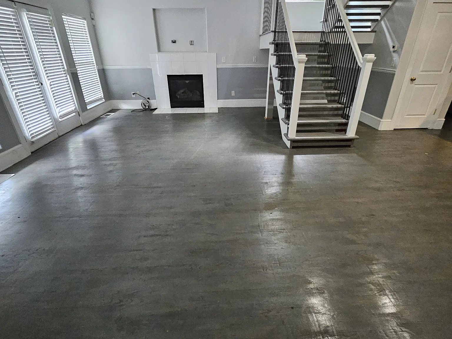 3 bed, 2.5 bath, 2176 sqft, $2,500 — Photo 2