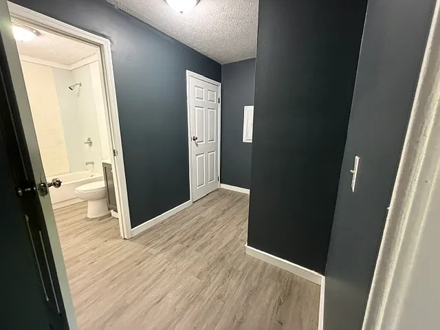 496 N Riverview Rd #5 — Photo 3