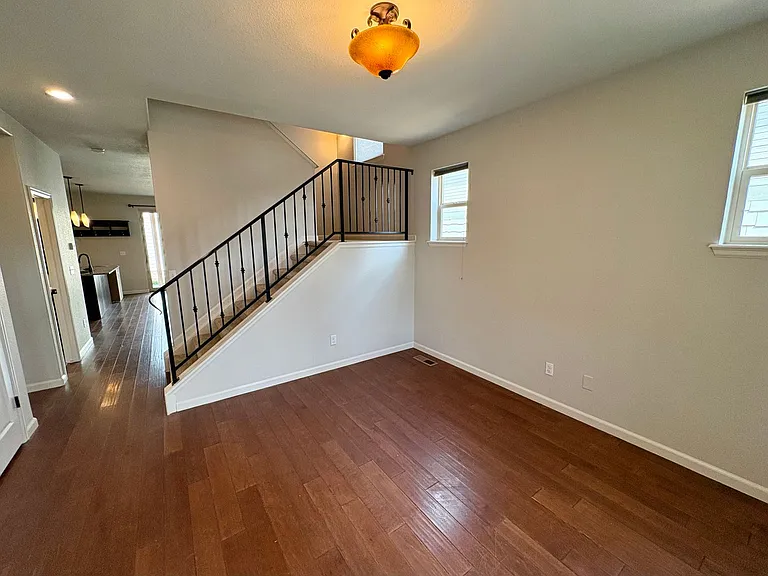 3489 Ash St — Photo 4