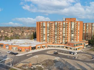 30 Dean Park Rd #9, Toronto, ON M1B3H1