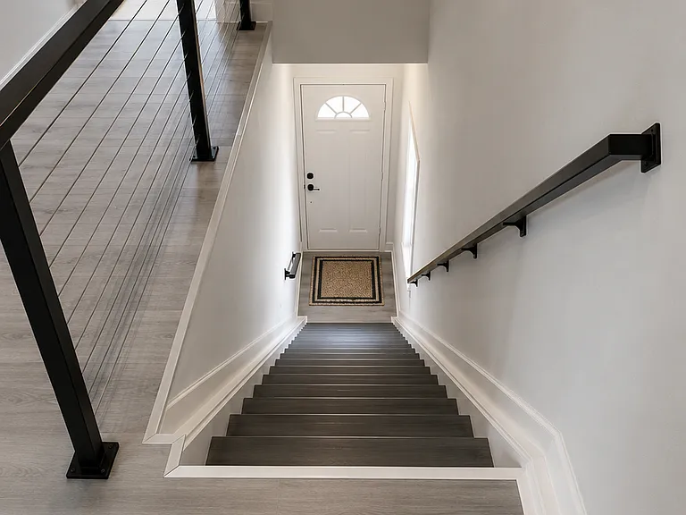 518 Forest Ave #B — Photo 3