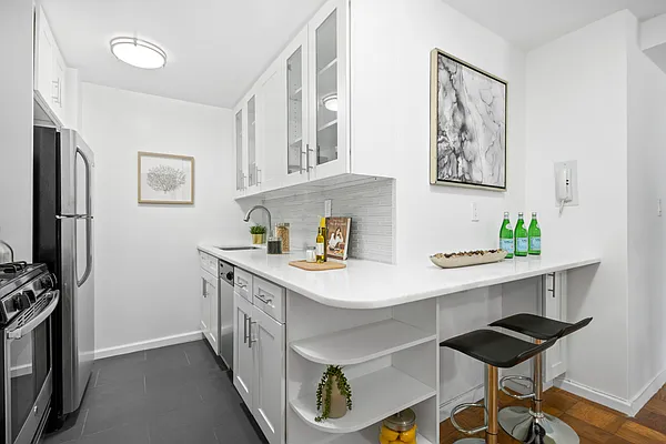 Sold by Douglas Elliman | media 15