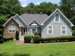3358 Briarwood Ct, Loganville, GA 30052