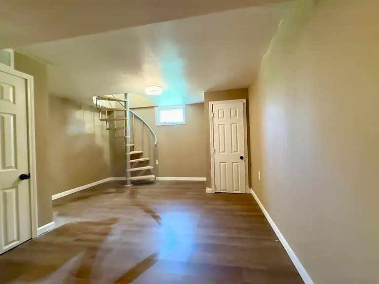 1248 Lewis Ave — Photo 13