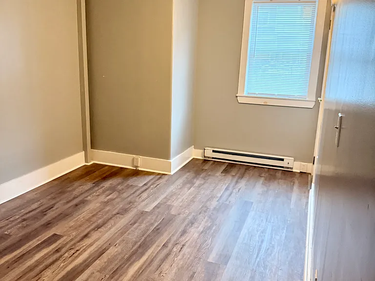 81 Willow St #1 — Photo 10