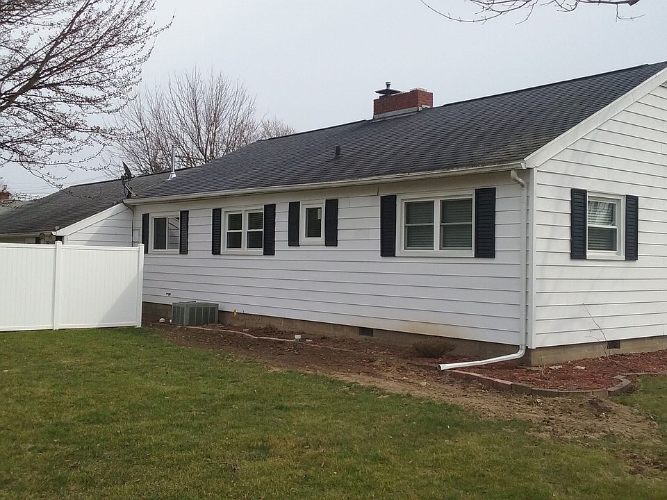2nd image of 556 Morris Majestic Rd